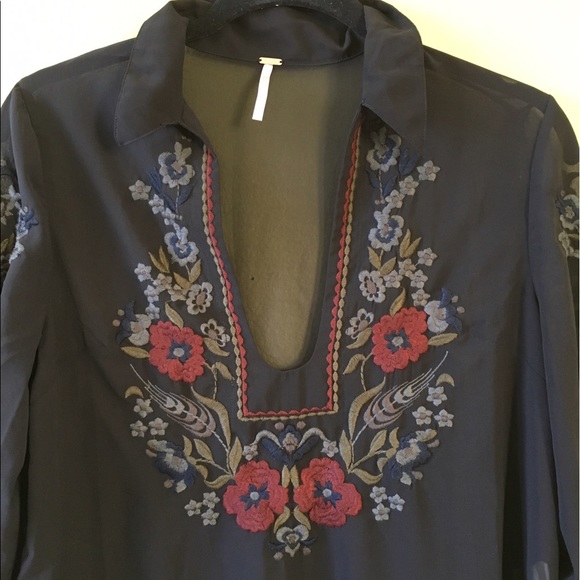 Free People Black Red Floral Embroidered Sheer V-neck Tunic Long Sleeve SP - Picture 4 of 10
